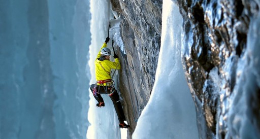 Ice climbing course for advanced Climbers