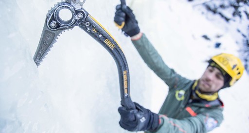 Ice climbing course for intermediate Climbers