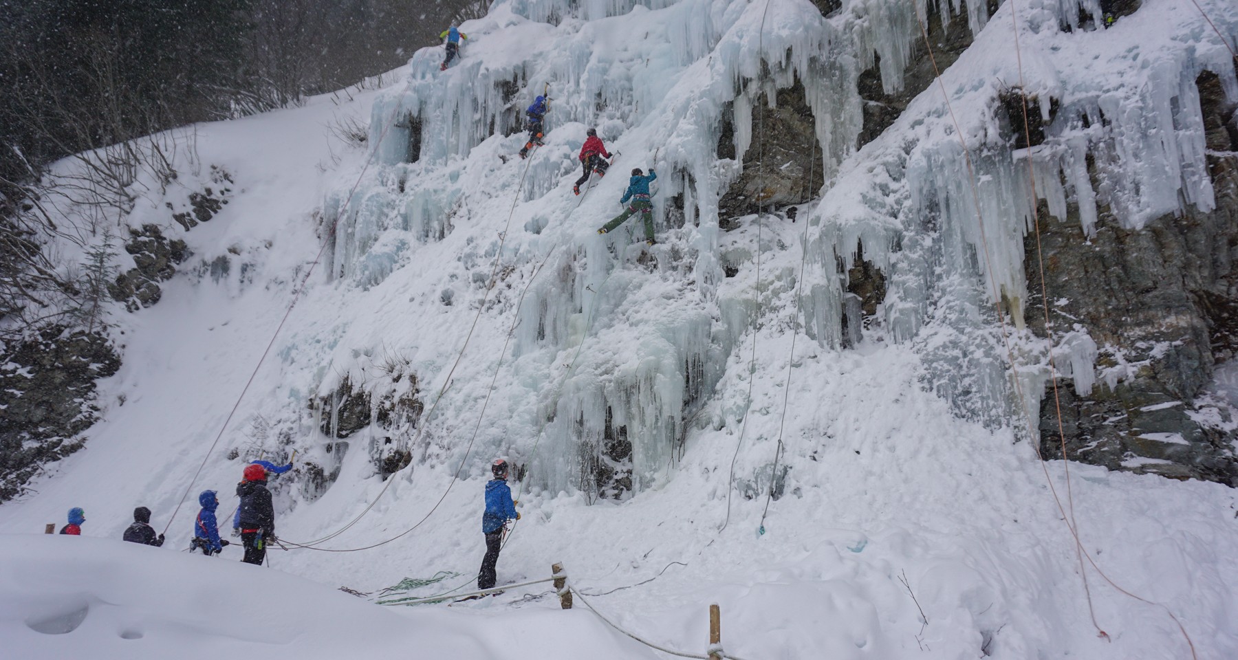 Ice climbing course for Beginners