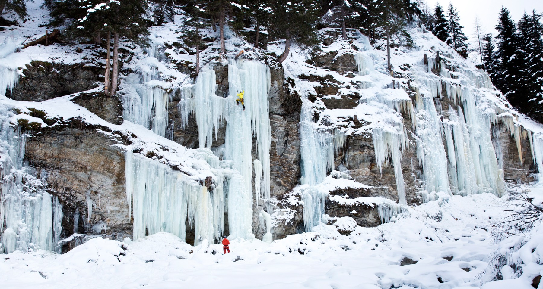 Ice climbing course for advanced Climbers