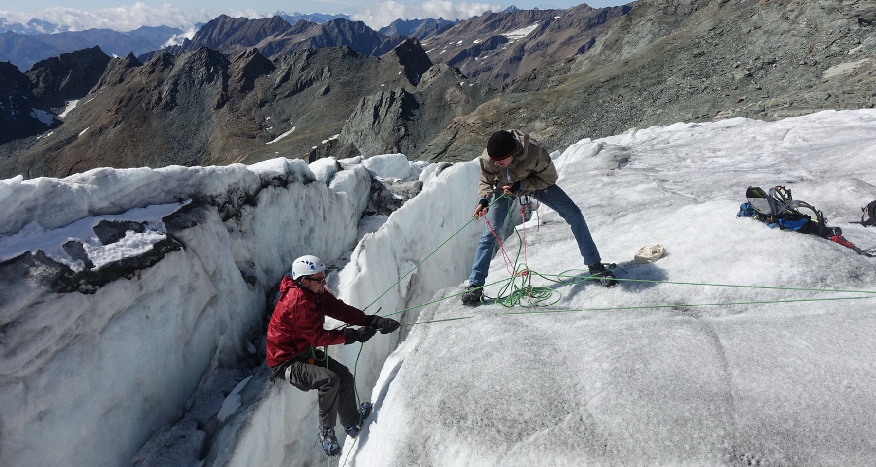 Glacier travel course